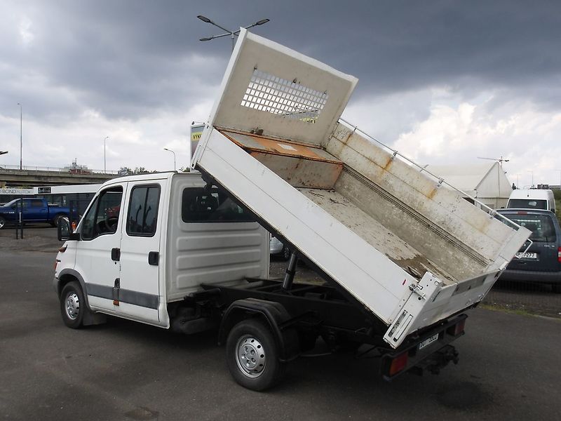 Iveco Daily 2,3 JTD SKLÁPĚČ 7 MÍST !!! - fotka 9 z 24