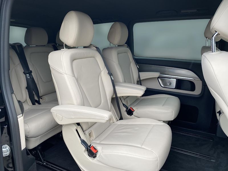 Mercedes-Benz Třídy V V 300d 4M Exclusive / L / 4M - fotka 17 z 27