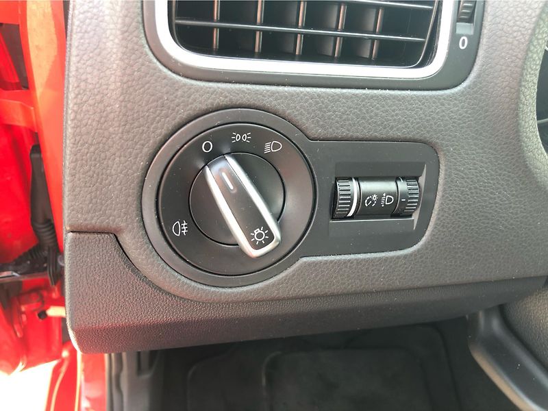 Volkswagen Polo A 1.2 TSi COMFORTLINE - fotka 16 z 29