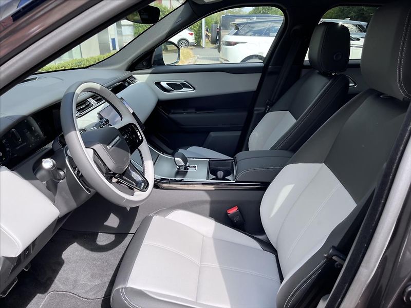 Land Rover Range Rover Velar (2026) 3,0 Belgravia Edition D300 AWD - fotka 16 z 19