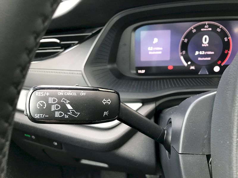 Škoda Octavia (2025) COMBI TOP SELECTION 1,5 TSI 85 - fotka 17 z 25