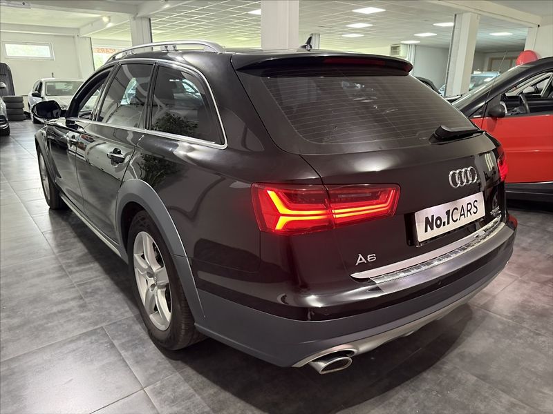 Audi A6 Allroad 3,0   TDI MATRIX KAMERA ALCA - fotka 4 z 37