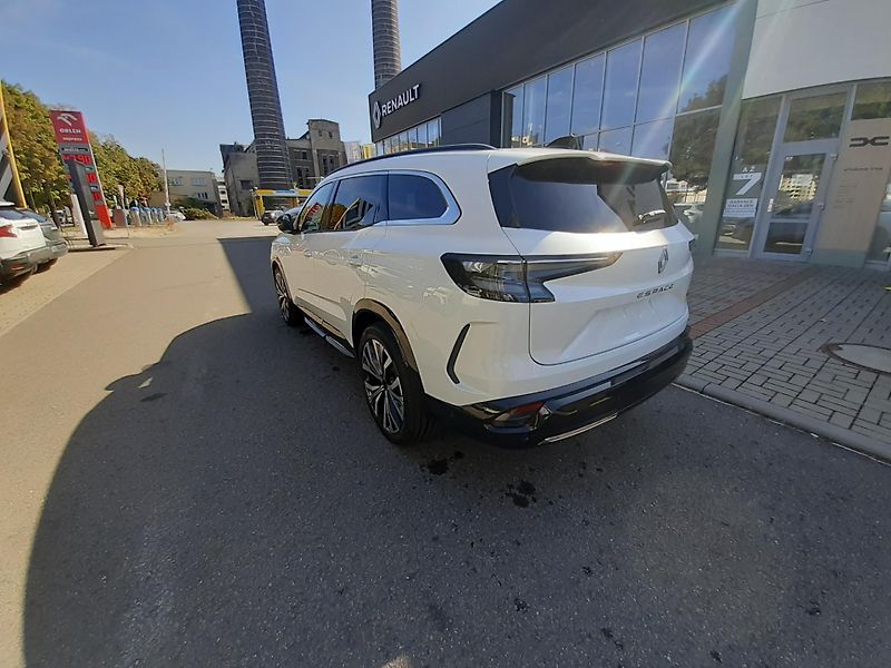 Renault Espace (2026) Iconic full hybrid E-Tech 200k - fotka 5 z 16