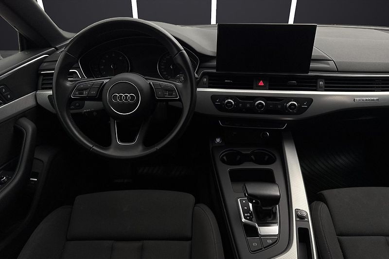 Audi A5 45TFSI quattro NezT Kam Matrix - fotka 9 z 19