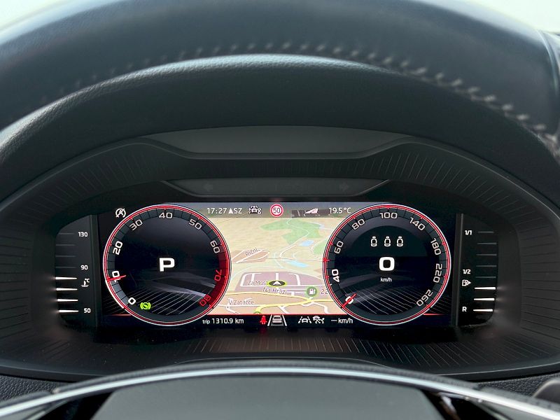 Škoda Karoq (2025) 1.5 TSI 110 kW DSG SportLine - fotka 14 z 27