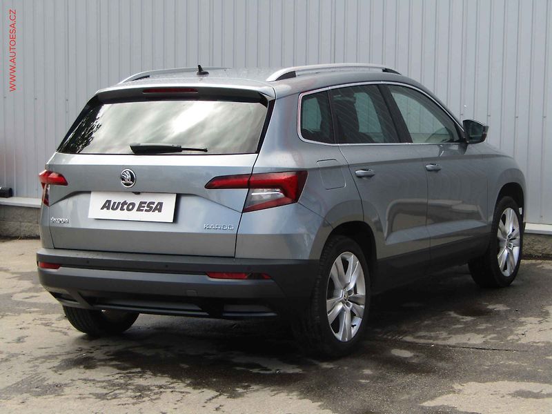 Škoda Karoq (2018) 1.0 TSi, 1.maj,ČR, Style - fotka 4 z 22