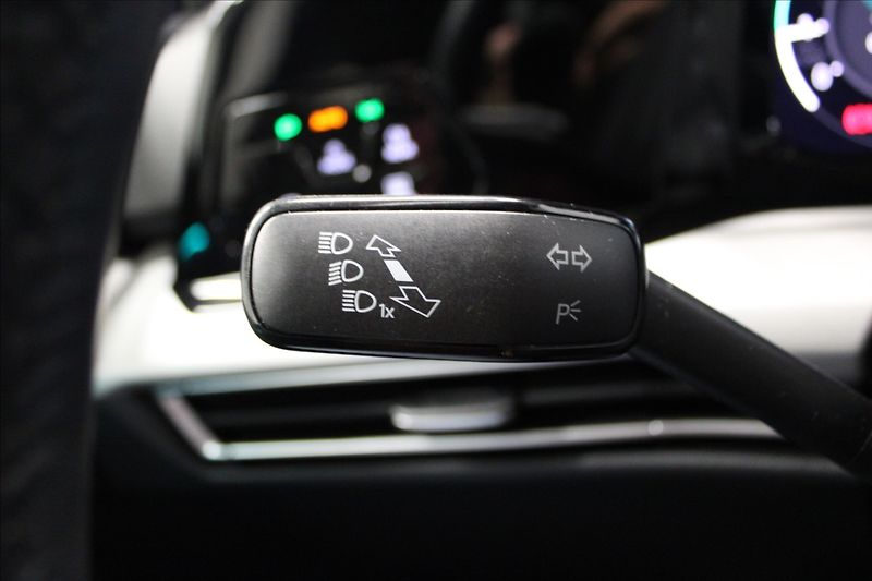 Volkswagen Golf 1,0 TSI Life 1.majitel CZ - fotka 15 z 36