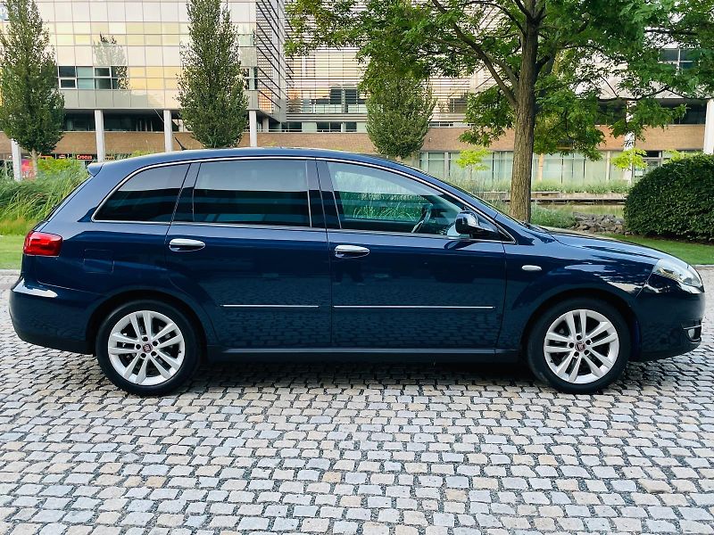 Fiat Croma 1.9D SENZORY SERVISKA TAŽNÉ - fotka 10 z 42
