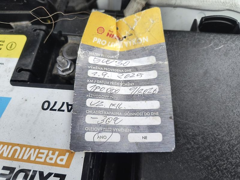 Kia Ceed (2018) 1.6 CRDI 100KW/AC/PDC/LED - fotka 41 z 50