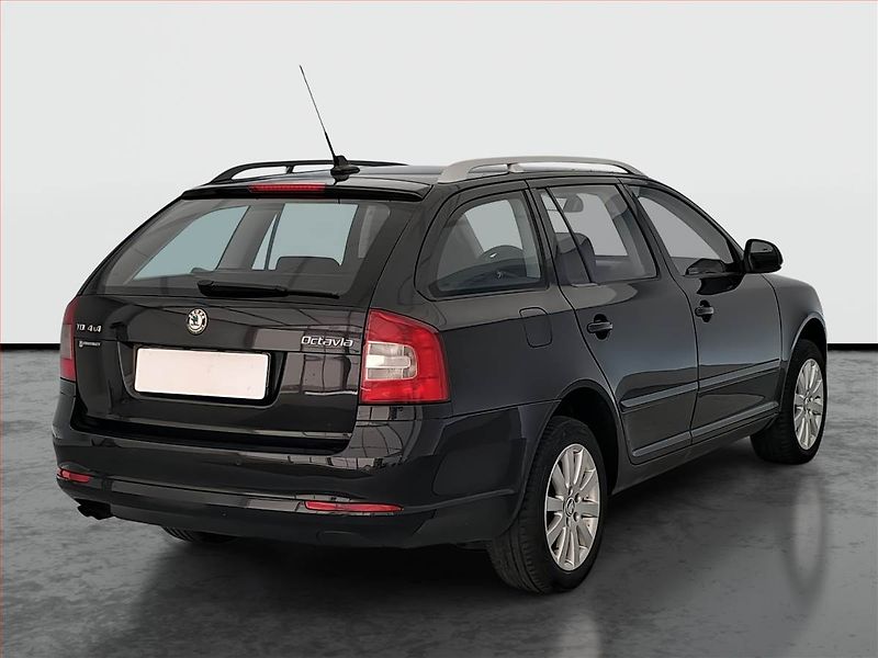 Škoda Octavia (2009) 2.0 TDI, 4X4, Xenony - fotka 5 z 16