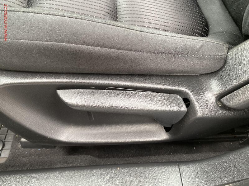 Mazda 6 (2017) 2.0, Nakama, LED, kamera - fotka 16 z 19