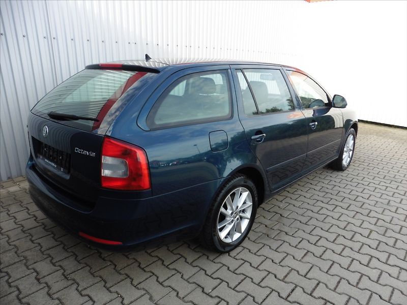 Škoda Octavia 1,4 II Combi 1.4 TSi Elegance - fotka 6 z 12