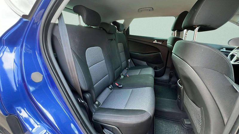 Hyundai Tucson 1,6 TGDI 130kW DCT 4WD Trikolo - fotka 23 z 40