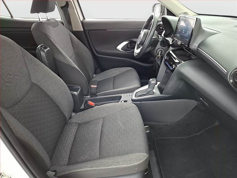 Toyota Yaris Cross (2023) Comfort 1.5 VVT-iE - fotka 9 z 16