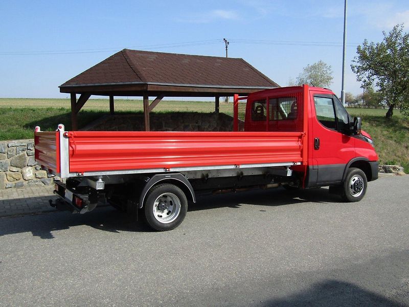 Iveco Daily (2024) 3.0 JTD  50C/35 - fotka 11 z 30