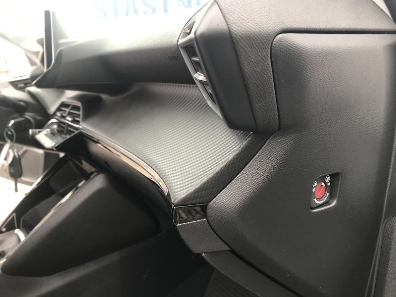 Peugeot 208 1.5 HDI 75 KW,1.MAJ,ČR,DPH... - fotka 11 z 14