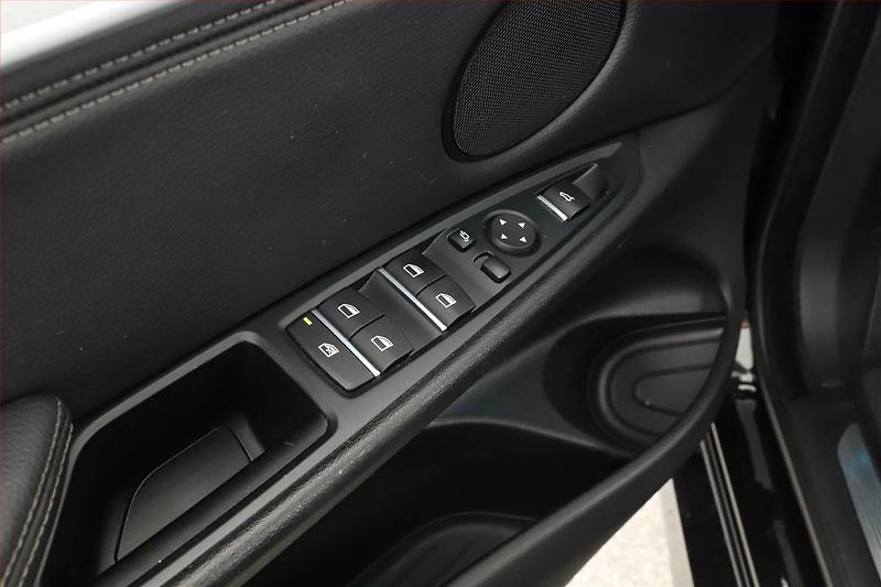 BMW X5 (2017) xDrive30d - fotka 20 z 22