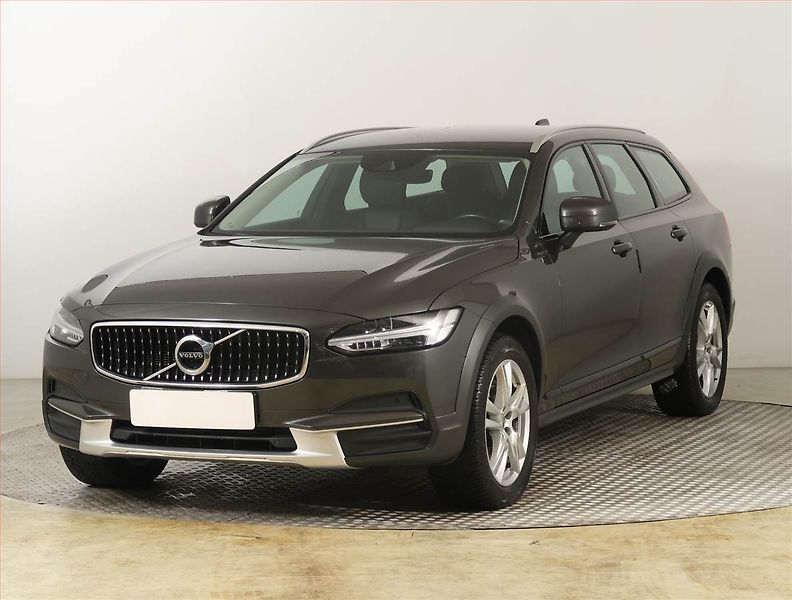 Volvo V90 (2018) Cross Country - fotka 2 z 25