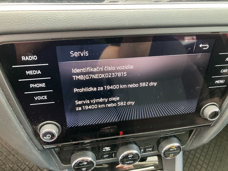Škoda Octavia (2019) 1.6TDI 85kW STYLE NEHAVAROVANÉ - fotka 22 z 29