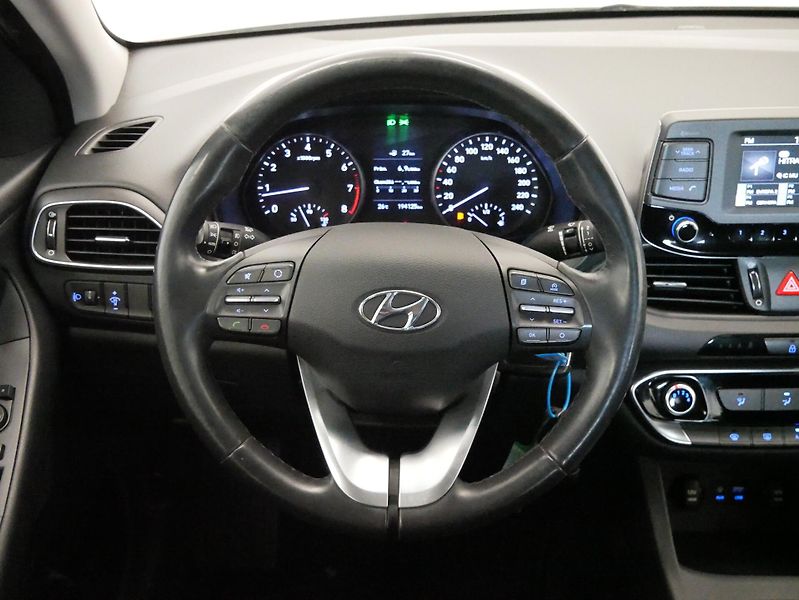 Hyundai i30 - fotka 18 z 25
