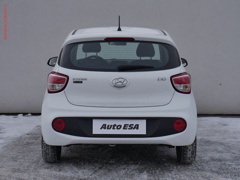 Hyundai i10 (2018) 1.0i, ČR, AC - fotka 5 z 18