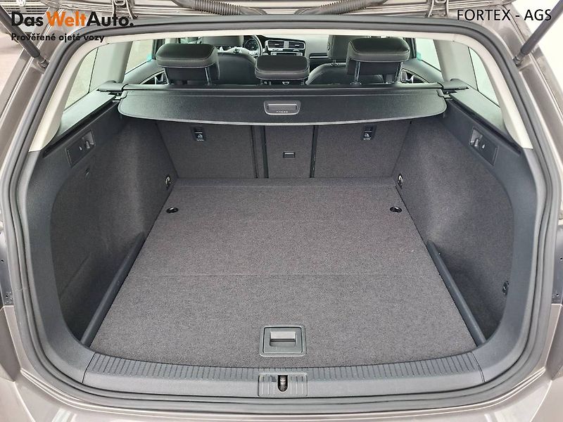 Volkswagen Golf (2014) Variant, 2.0 TDI,110kW,4Motion - fotka 24 z 29