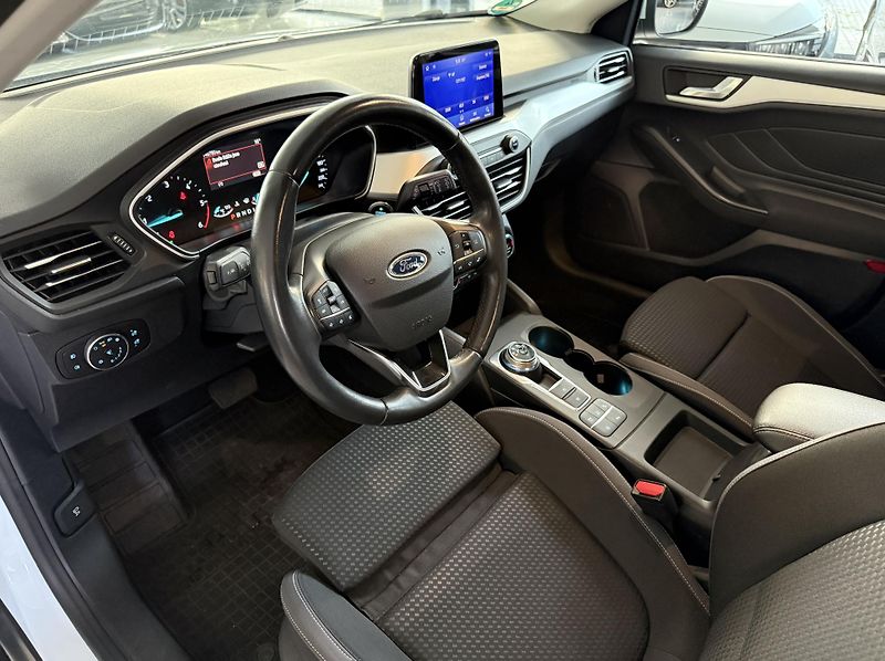 Ford Focus (2020) - fotka 16 z 29