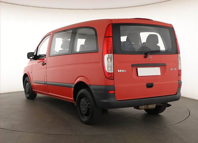 Mercedes-Benz Vito (2011) 110 CDI, Bus, 7Míst - fotka 4 z 11
