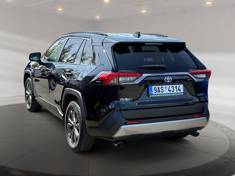 Toyota RAV4 (2023) COMFORT 2.5 HYBRID 131kW 4WD  - fotka 4 z 11