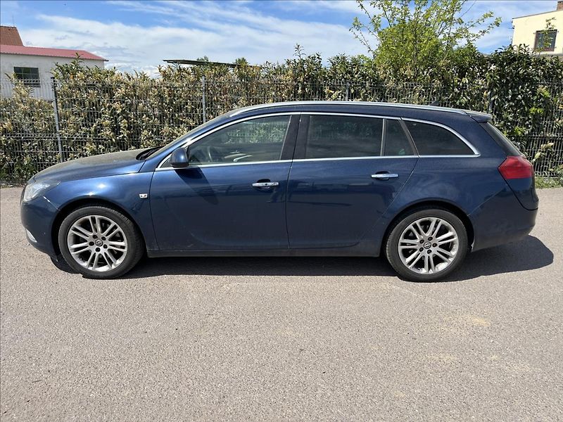 Opel Insignia 2,0 CDTi COSMO KLIMA ROZVODY - fotka 4 z 38