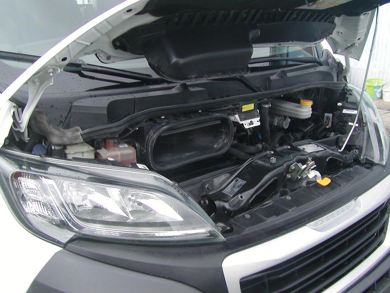 Peugeot Boxer (2015) 2.2 HDi,SKLOPKA, VÝB.STAV!! - fotka 71 z 74
