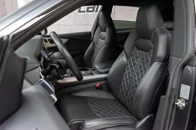 Audi Q8 50TDI S-LINE*4x4*AIR*KESSY*DPH - fotka 11 z 45