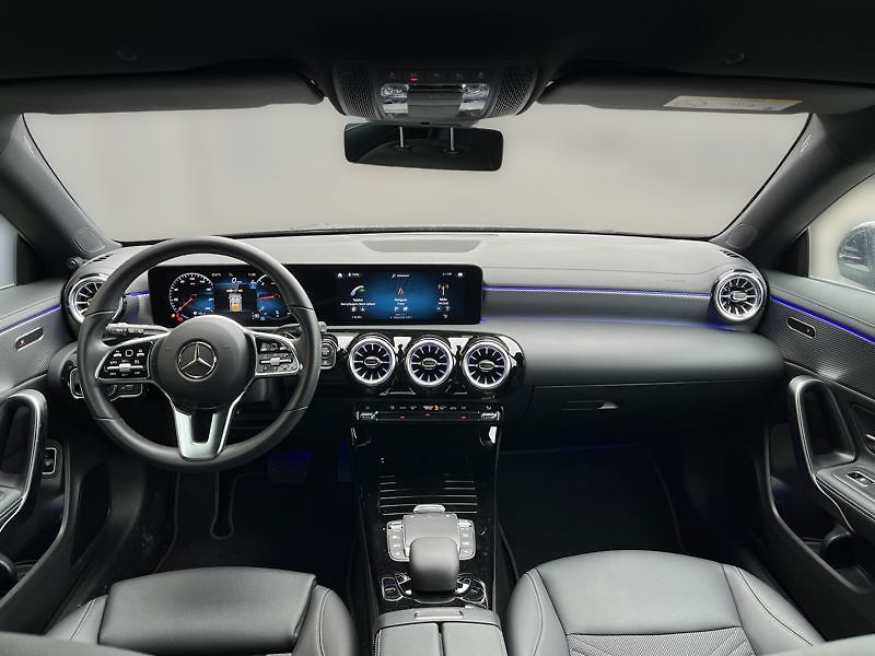 Mercedes-Benz CLA Třída 200d Shooting Brake Prog - fotka 14 z 21