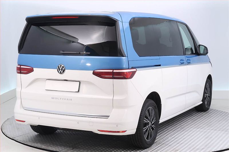 Volkswagen Multivan (2024) 1.5 TSI, ČR, 1Maj - fotka 5 z 22