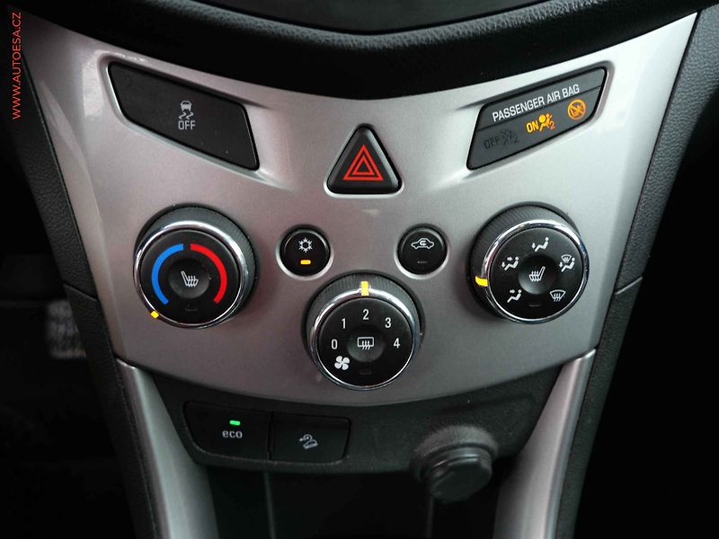 Chevrolet Trax (2014) 1.6i, 1.maj,ČR, AC, park - fotka 16 z 21