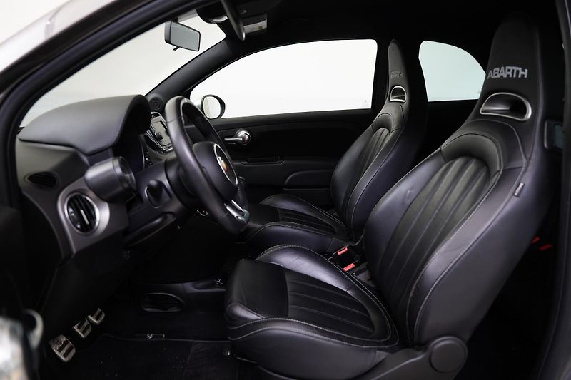 Abarth 595 - fotka 11 z 24