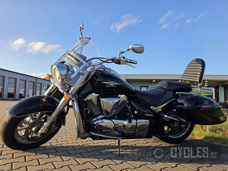 Suzuki Intruder C 1800 R (2009) - fotka 8 z 17