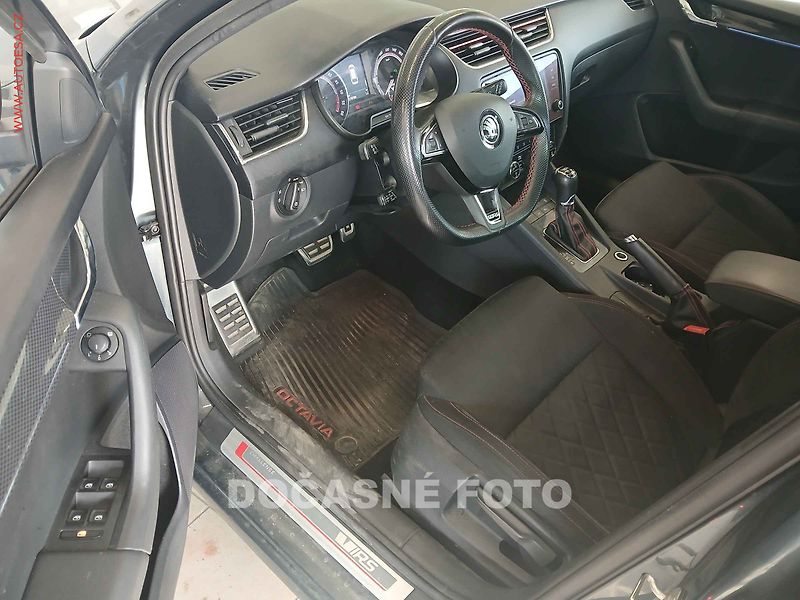 Škoda Octavia (2018) 2.0 TDi, servis.kniha, AT - fotka 3 z 3