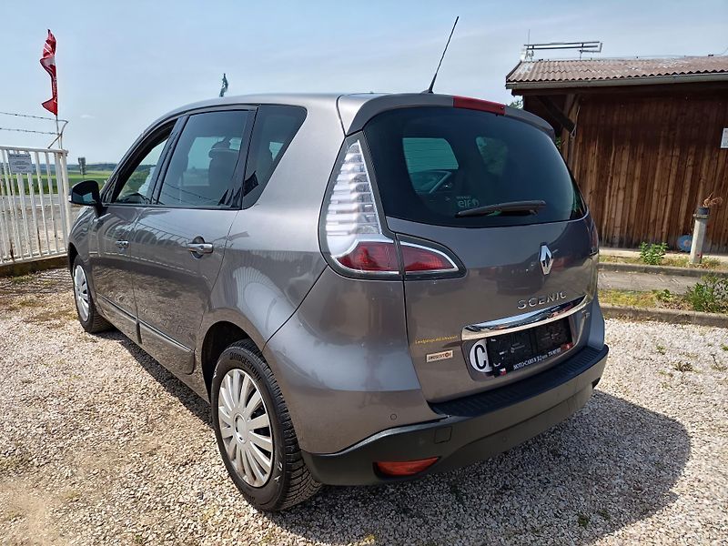 Renault Scénic (2014) 1.2 97kw 114tis Km - fotka 21 z 40