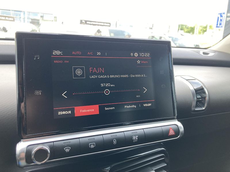 Citroën C4 Cactus FEEL PACK 1.2 PureTech 81 kW - fotka 14 z 18