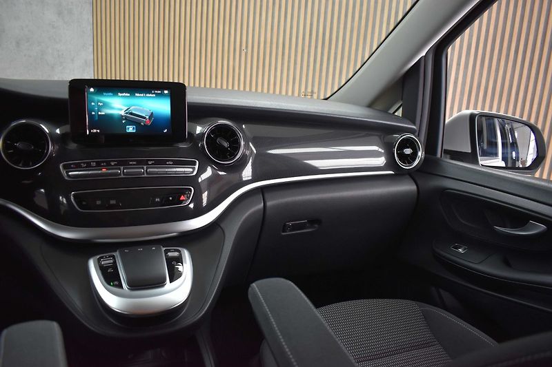 Mercedes-Benz Třídy V V 220d AUTOMAT*KAMERA*7.MÍST* - fotka 9 z 37