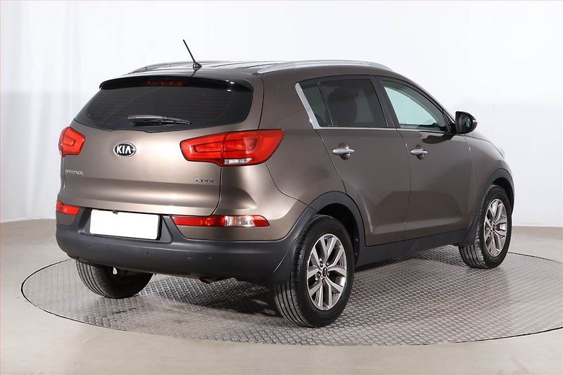 Kia Sportage (2015) 1.7 CRDi, Serv.kniha, Navi - fotka 5 z 24