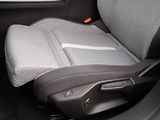 Opel Astra ST Edition Hybrid 1.2 Turbo - náhled 31