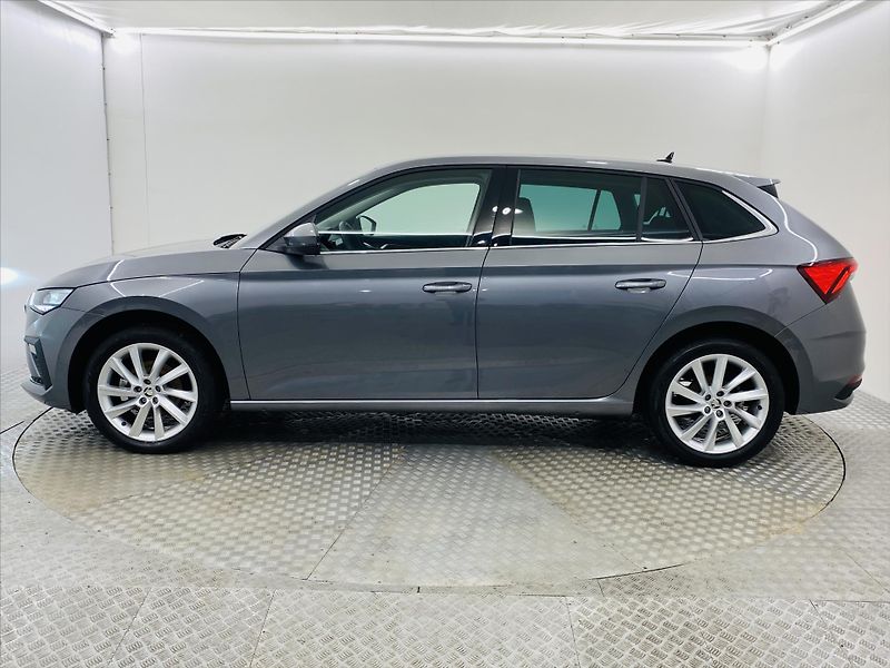 Škoda Scala 1,0 TSI 85kW Top Selection - fotka 3 z 30