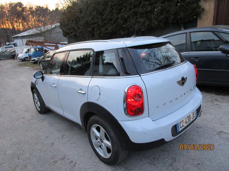 Mini Countryman (2013) 1,6 tdi - fotka 10 z 24