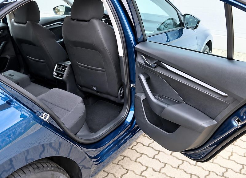 Škoda Octavia (2022) Ambition Plus 2.0 tdi 85kw  - fotka 9 z 30
