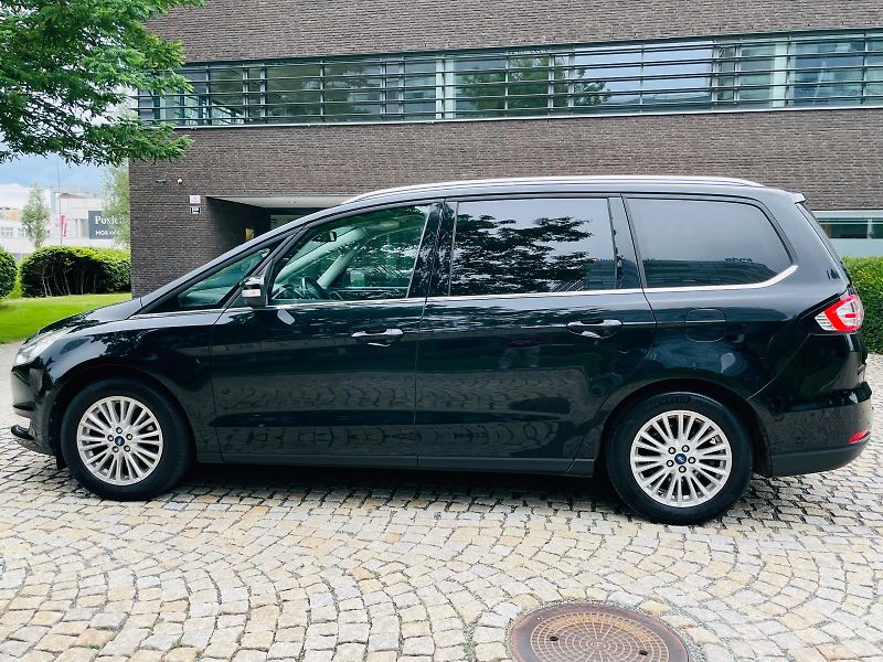 Ford Galaxy 2.0TDCi MANUÁL 7MÍST TAŽNÉ - fotka 17 z 53