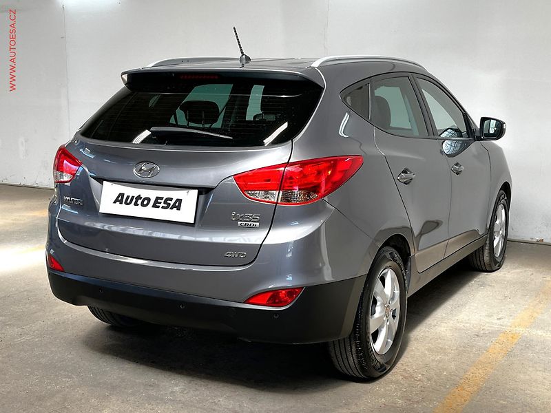 Hyundai ix35 (2013) 2.0 CRDi AWD, AC, +ALU - fotka 4 z 15