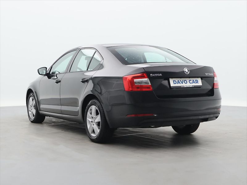 Škoda Octavia 1,6 TDI 85kW CZ Ambition 2.Maj - fotka 5 z 32