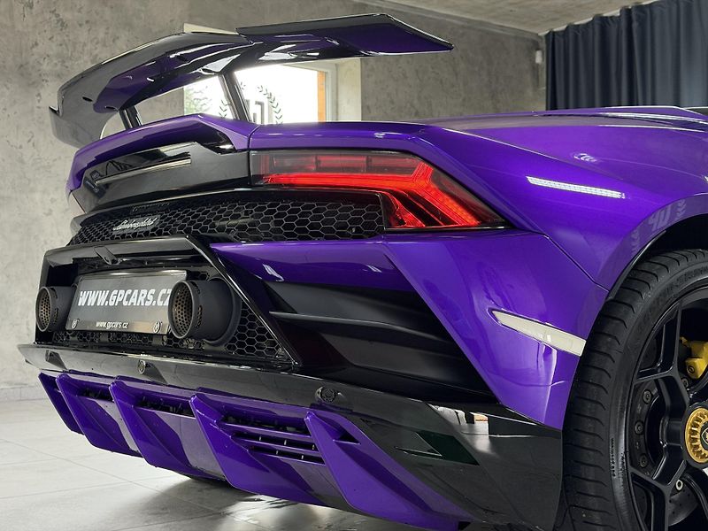 Lamborghini Huracán (2024) EVO SPYDER LIFT VIOLA PASIFAE - fotka 9 z 35